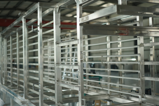 ماكينة تجفيف LooMak الكهربائية/الغازية مع نظام دقيق للتحكم في درجة الحرارة